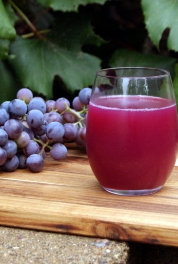 ماهي فوائد عصير العنب الطبيعي للجسم