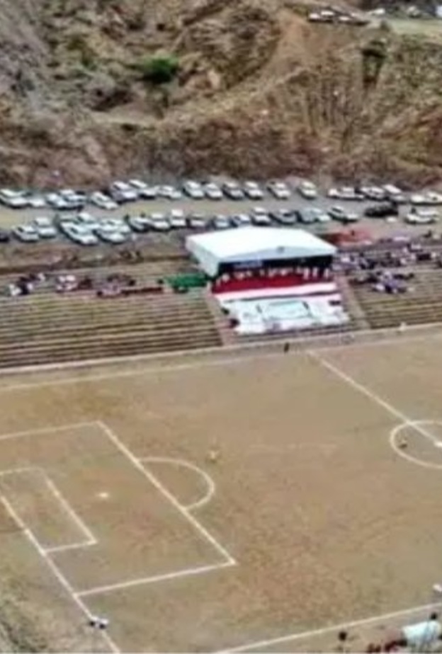 ملعب جازان المنحوت - المصدر صفحة "أول سعودية"