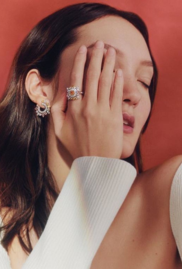 موديلات خواتم بأحجار كريمة ملونة بسحر الطبيعة مع بداية فصل الربيع