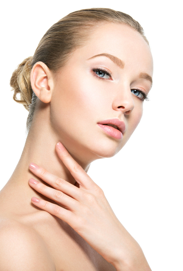 طرق تجميلية لشد ترهلات الرقبة والتخلص من التجاعيد