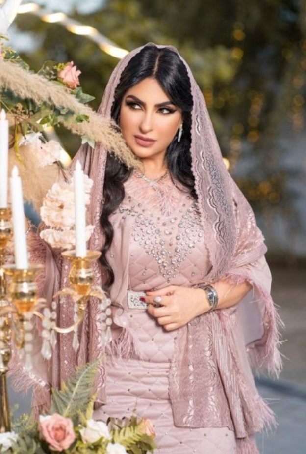 زينب العسكري