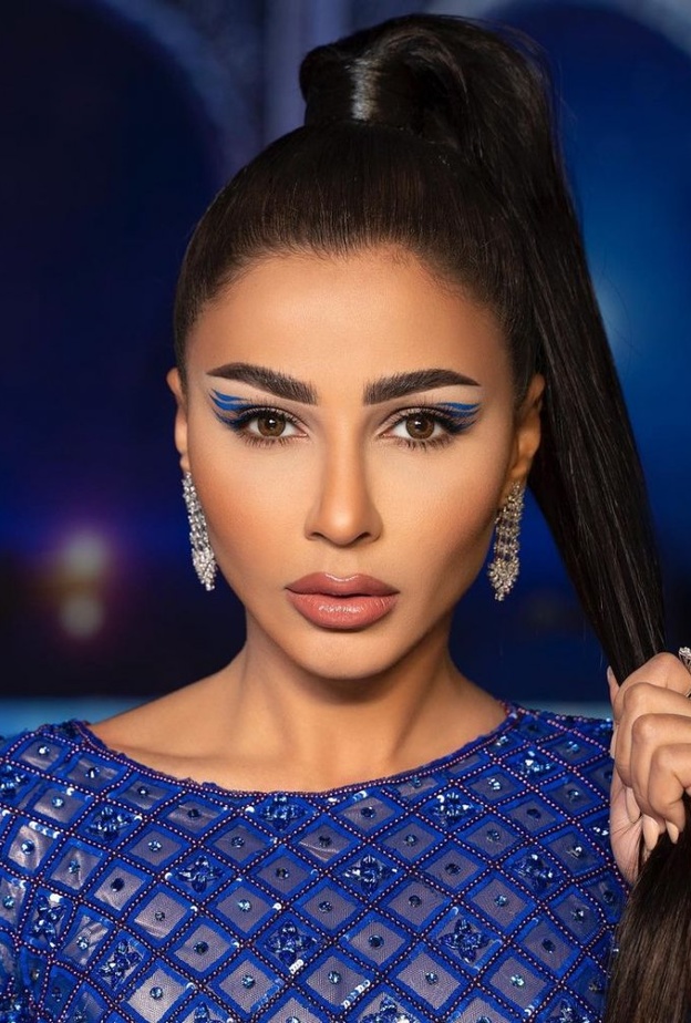 أفكار تسريحات شعر مسائية بدون غرة مستوحاة من نجمات الإمارات