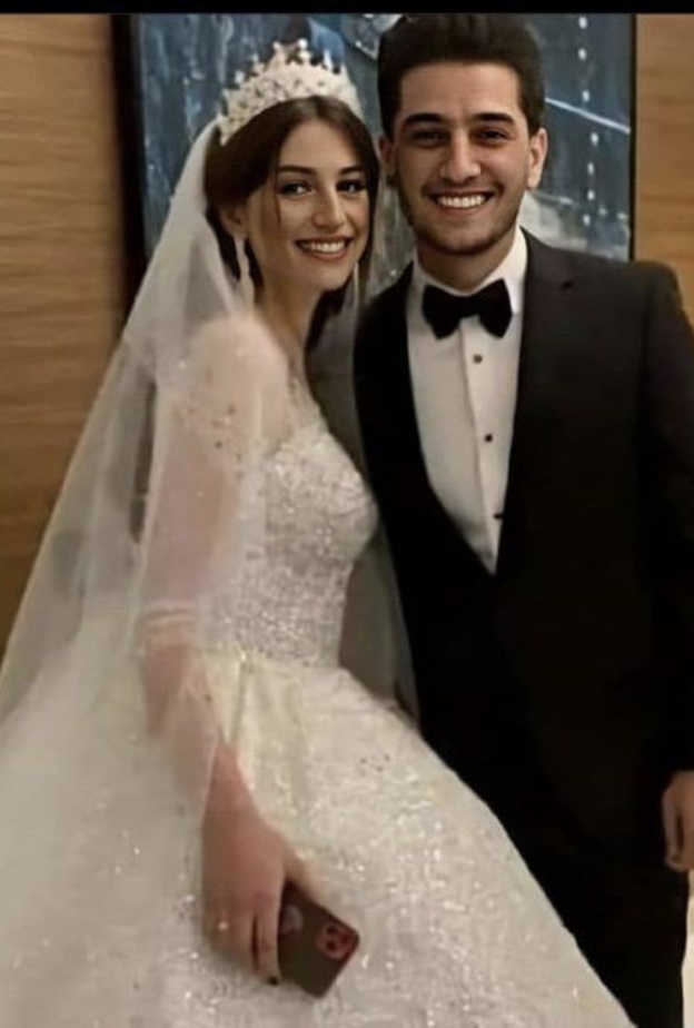 محمد عساف مع عروسته في دبي