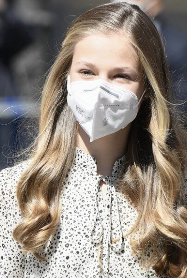 الأميرة ليونور تقوم بمهمتها الرسمية المنفردة الأولى