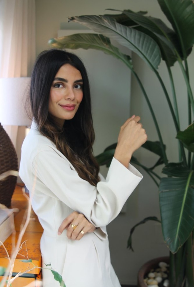 مقابلة مجلة "هي" مع مؤسسة التطبيق الأول من نوعه SEPT للأزياء