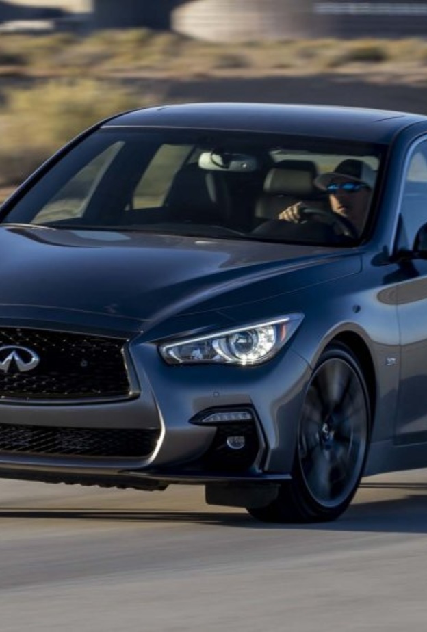 فئات انفينيتي Q50 2021 وأسعارها في السعودية