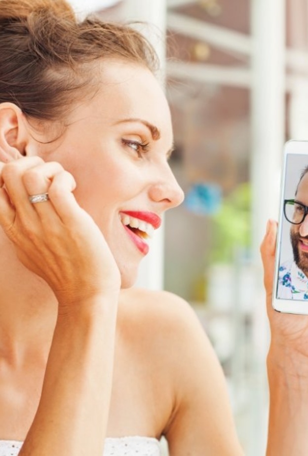 اتبعوا هذه النصائح لعلاقة ناجحة بالرغم من بعد المسافة