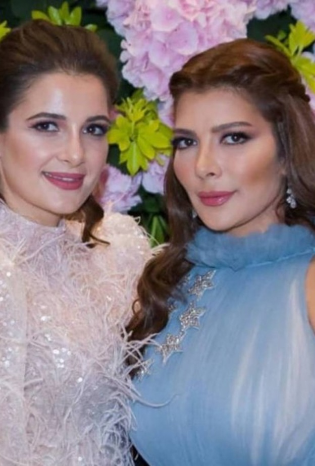  شام الذهبي تعلن خطوبتها