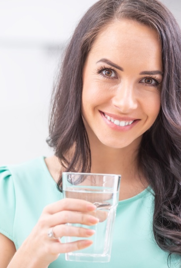  5 فوائد لشرب المياه القلوية