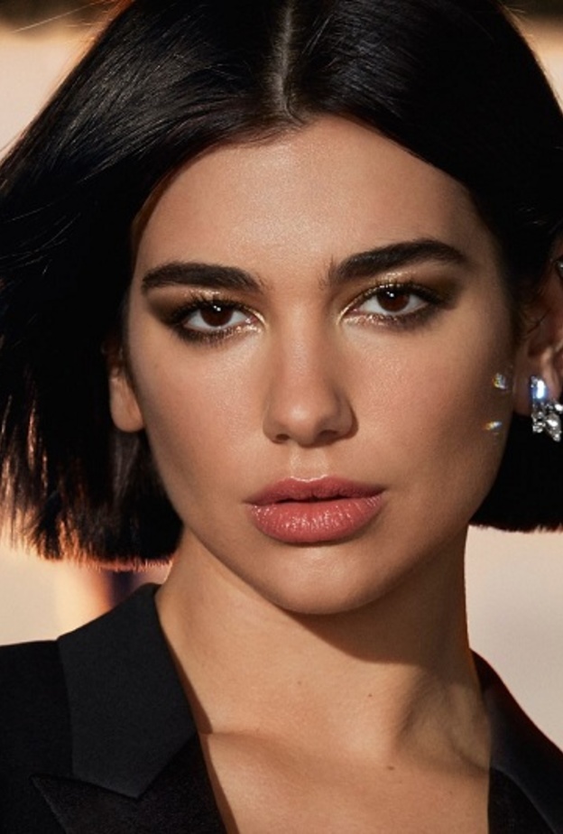 صيحات جمالية ملفتة للشابات لموسم ربيع 2021 اعتمديها بأسلوب دواليبا