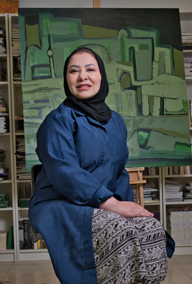 نجلاء السليم فنانة تشكيلية سعودية رائدة في عالم الفنون الجميلة