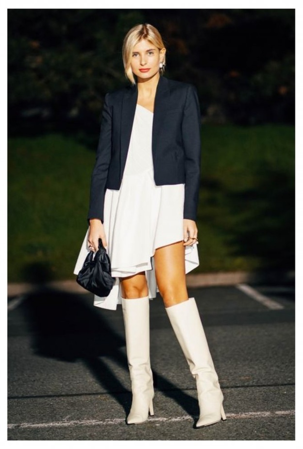  افكار لتنسيق البوت الابيض الطويل مع الجزمة والفستان