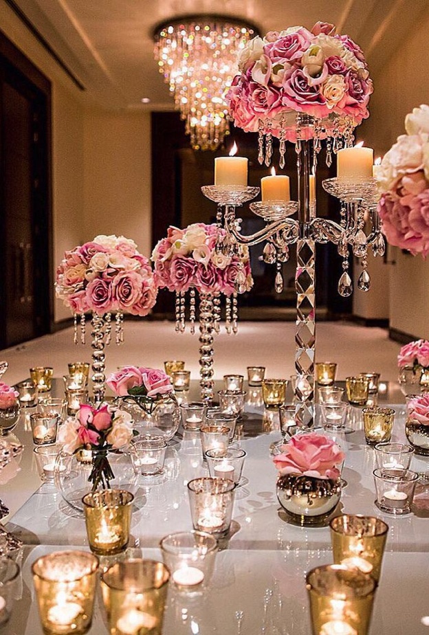افكار سنتربيس طاولات حفلات زفاف مزينة بالكريستال من تصميم Bianca Events