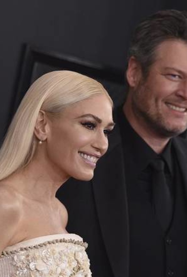 نجوم يتطوعون لإحياء حفل زفاف بليك شيلتون وغوين ستيفاني