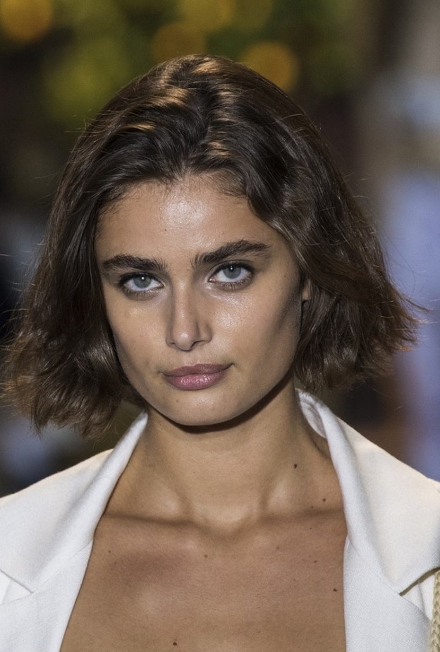 قصات شعر كاريه قصيرة لرمضان 2021 من Etro 2021