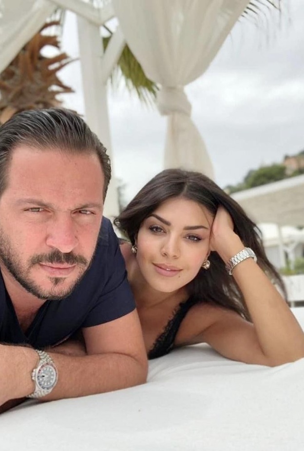 أمل بوشوشة أجرت حفل زفافها بسرية تامة