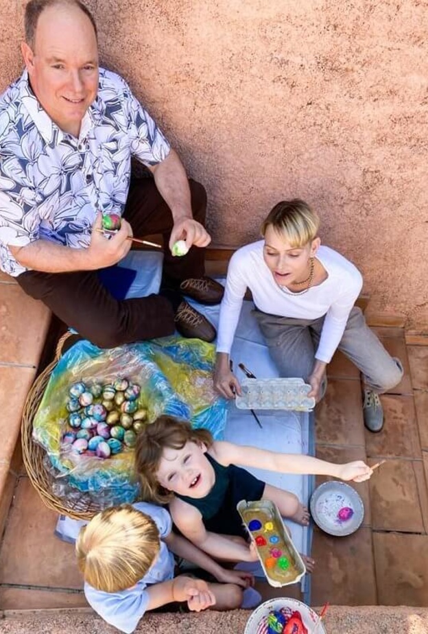 أميرة موناكو تنشر صورة عائلية جديد بمناسبة الفصح