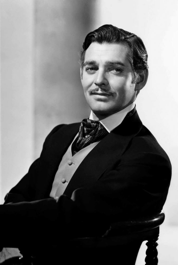 أناقة أيام زمان بأسلوب النجم الراحل كلارك غايبل