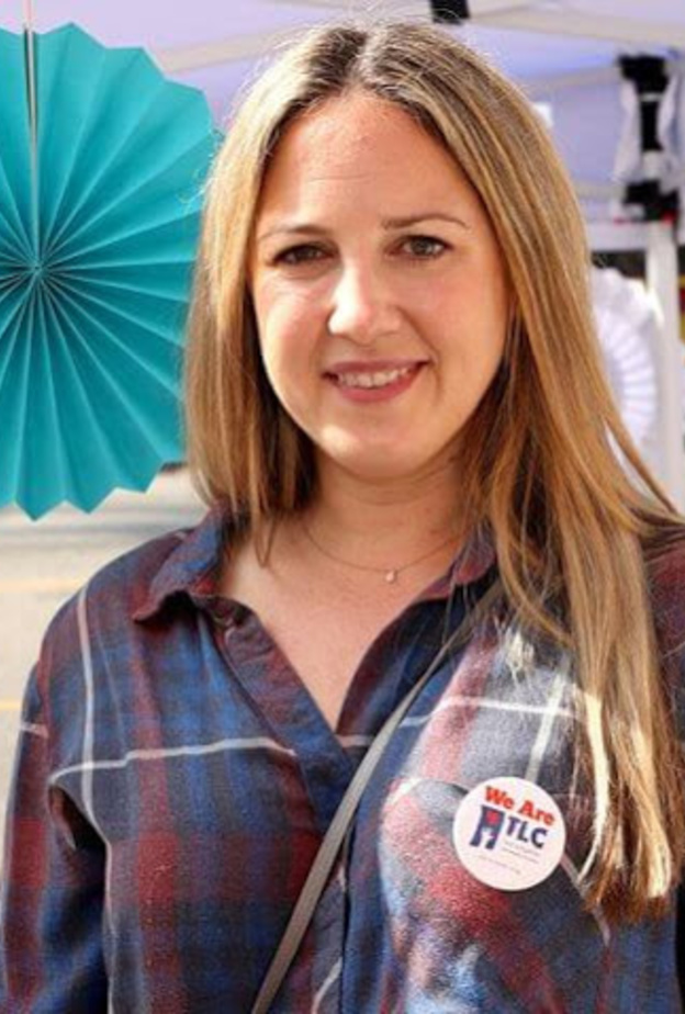 الأميرة ثيودورا تتطوع للعمل في خدمة استشارة قانونية خيرية في لوس أنجلوس