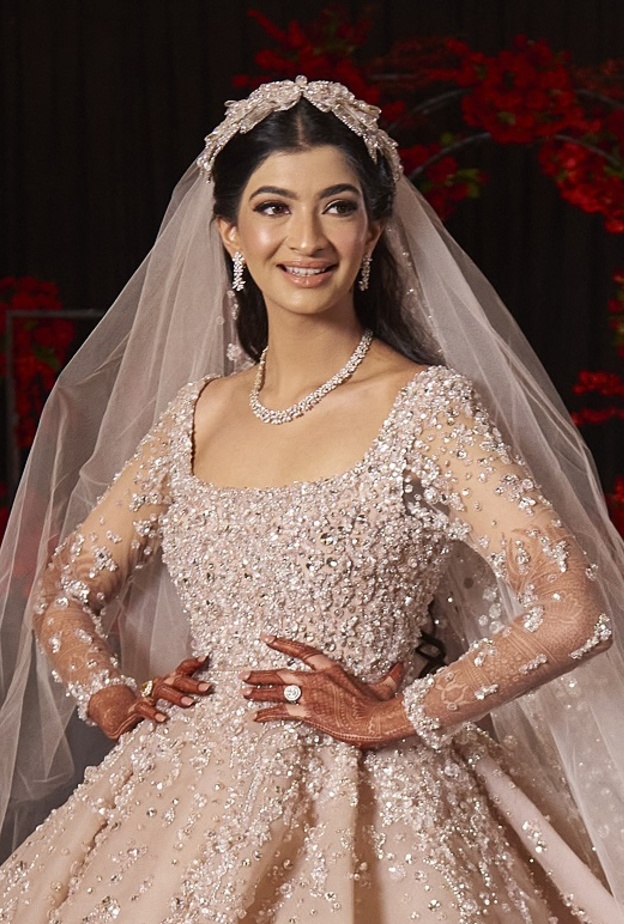  فستان زفاف من ايلي صعب