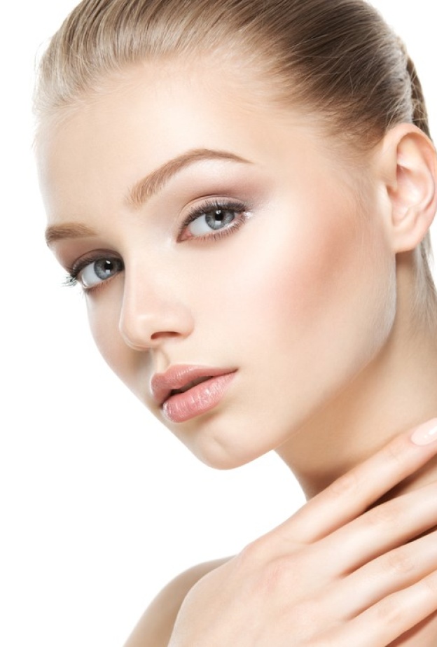 3 خلطات طبيعية لتبييض الرقبة وتنظيفها في اسبوع واحد فقط