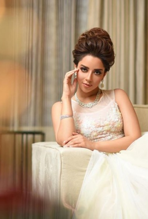  طقم مجوهرات ناعم من بلقيس