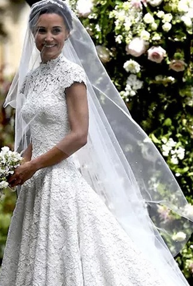 فستان زفاف بيبا ميدلتون