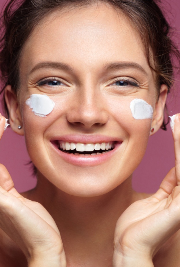 تحتاج البشرة الجافة إلى روتين عناية مكثف خلال الشهر الفضيل