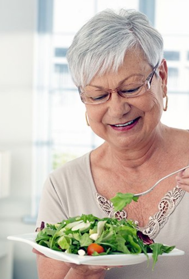 ماهي فوائد الصيام لكبار السن