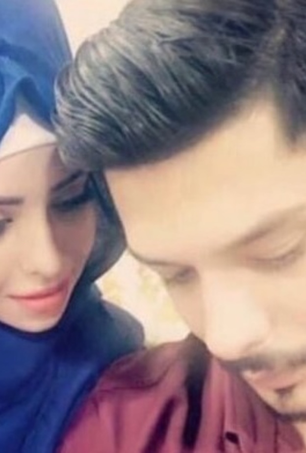 علي يوسف وزوجته