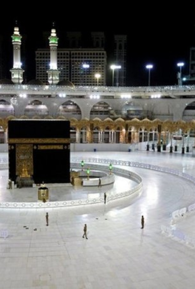 وزارة الحج والعمرة تعلن آلية إصدار وحجز تصاريح العمرة والصلاة والزيارة