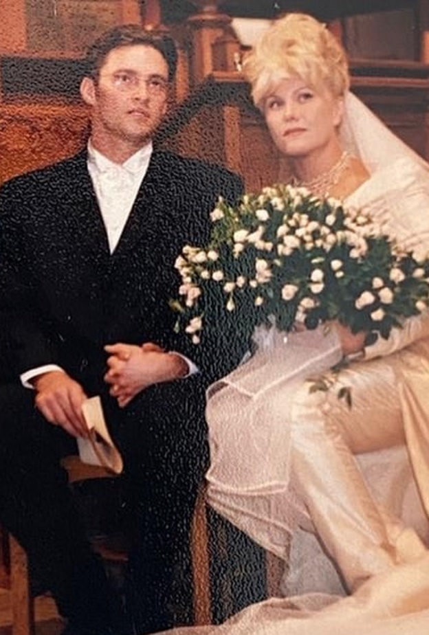 هيو جاكمان و ديبورا لي فورنيس