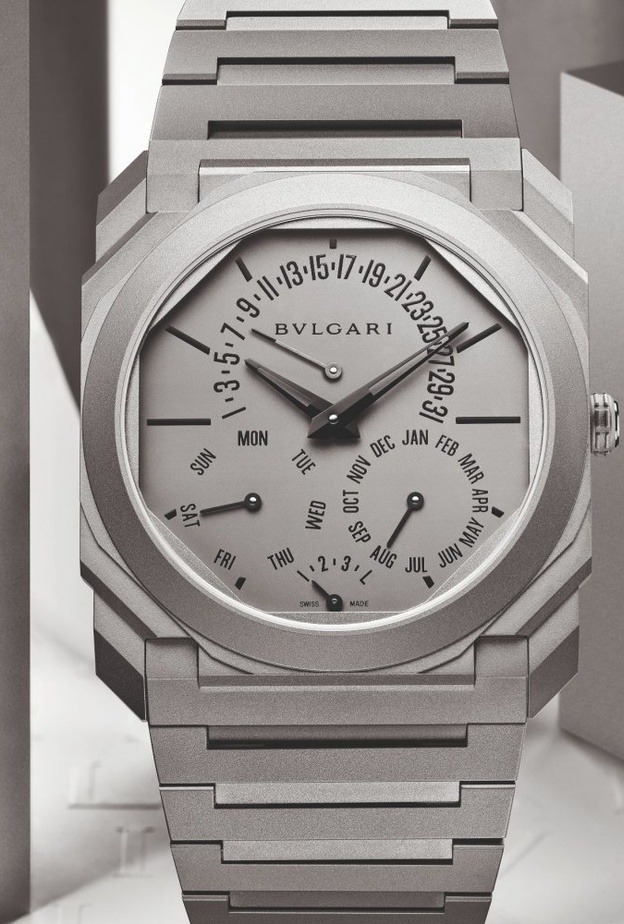 أوكتو فينيسيمو بيربيتشوال كالندر بلاتينيوم OCTO FINISSIMO PERPETUAL CALENDAR PLATINUM