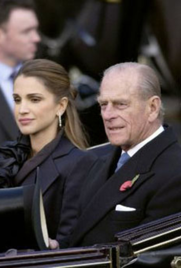 الملكة رانيا عن الأمير فيليب: كان مرساة دائمة لجلالة الملكة