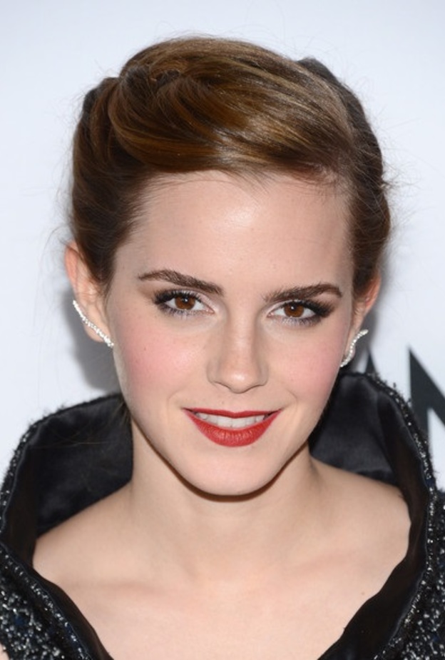  اختيارات إيما العصرية للأقراط