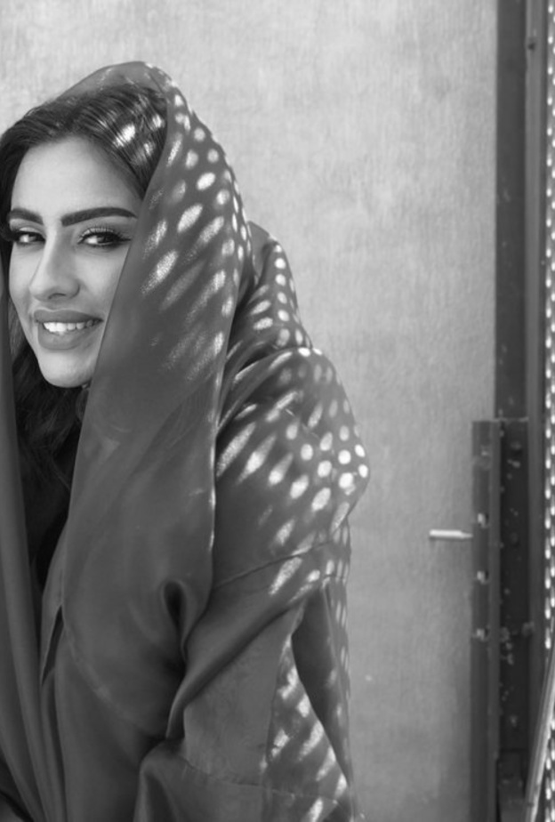 المصممة نورة آل شيخ 