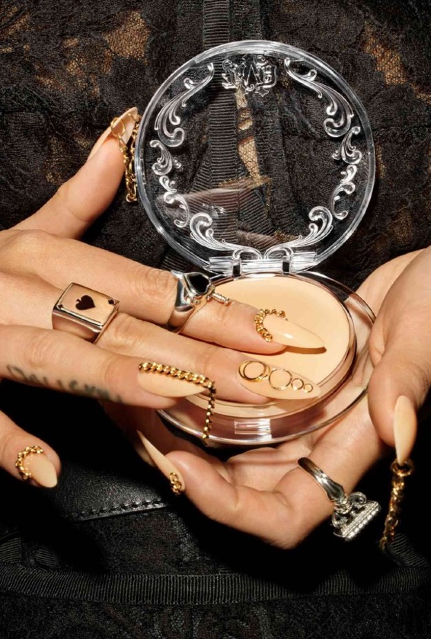 كيه ڤي دي بيوتي تقدم كريم الأساس المرطب الجديد للبشرة العادية والجافة