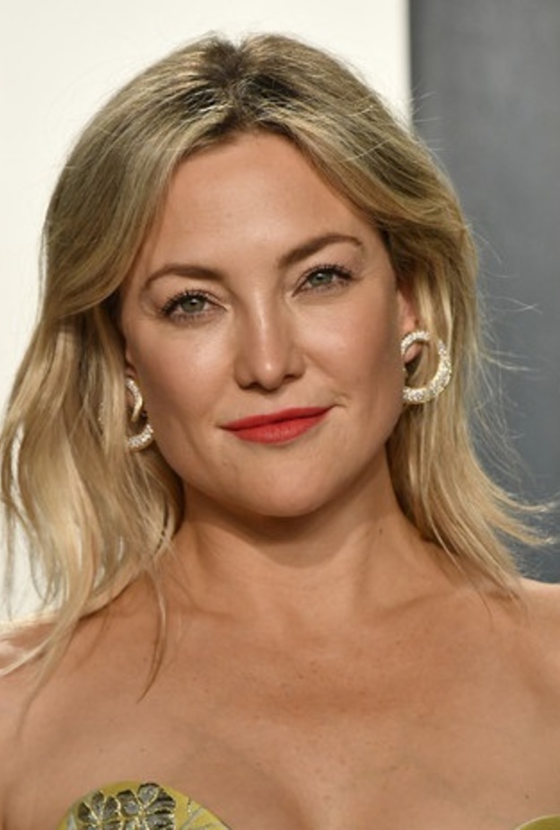 أقراط كيت هدسون من ديفيد ويب