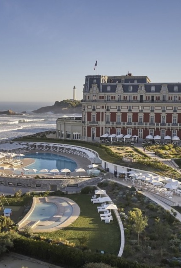 مجموعة حياة للفنادق تعيد افتتاح قصر أوتيل دو باليه في بياريتز