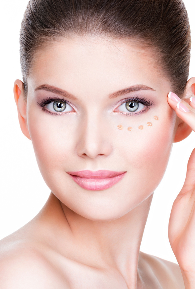 5 حيل لاخفاء التعب ووالارهاق حول العين في رمضان