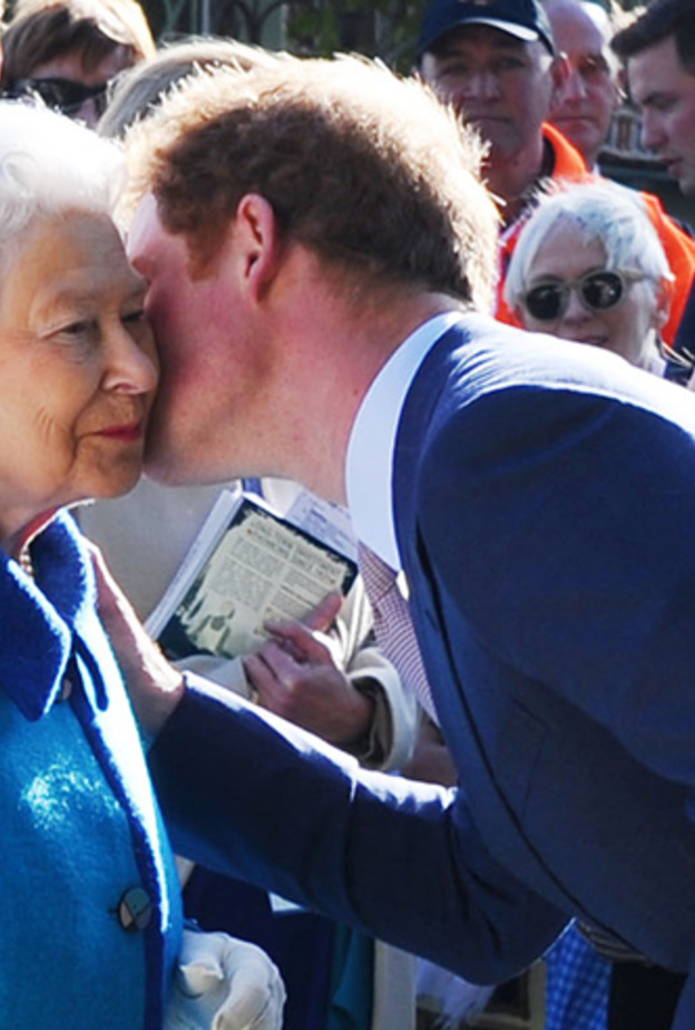 لهذا السبب قد يمد الأمير هاري إجازته في بريطانيا