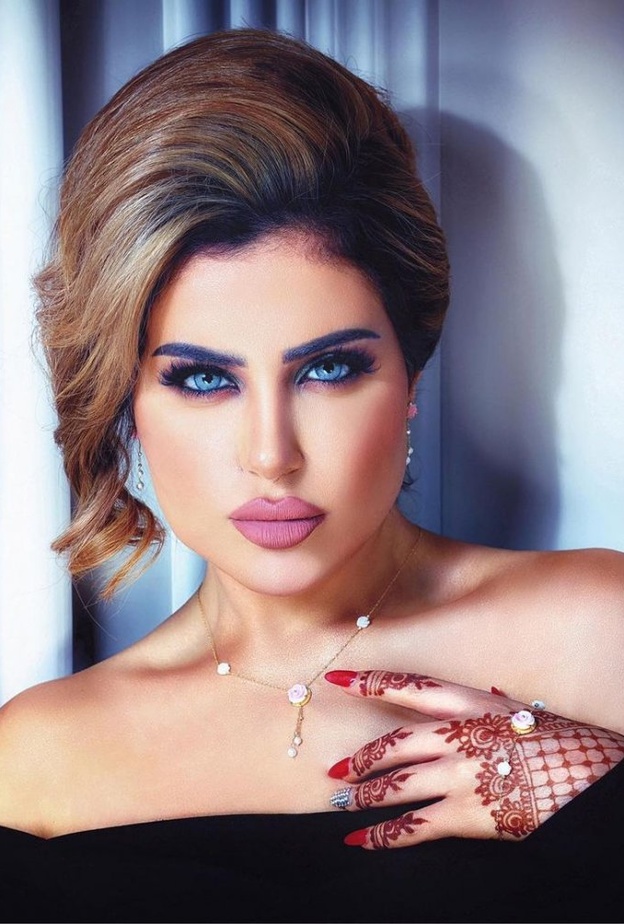 حليمة بولند