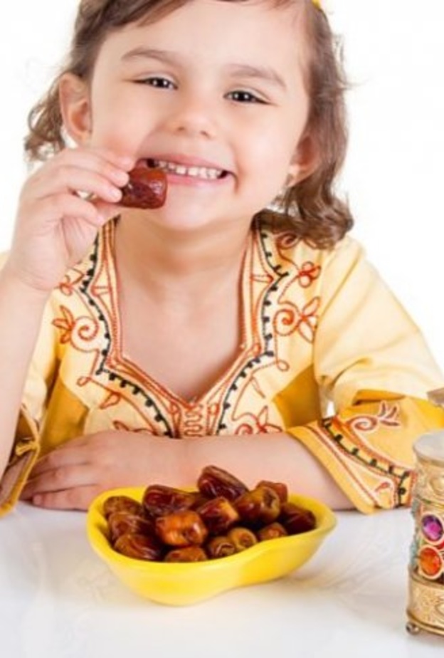 فوائد التمر للأطفال في رمضان