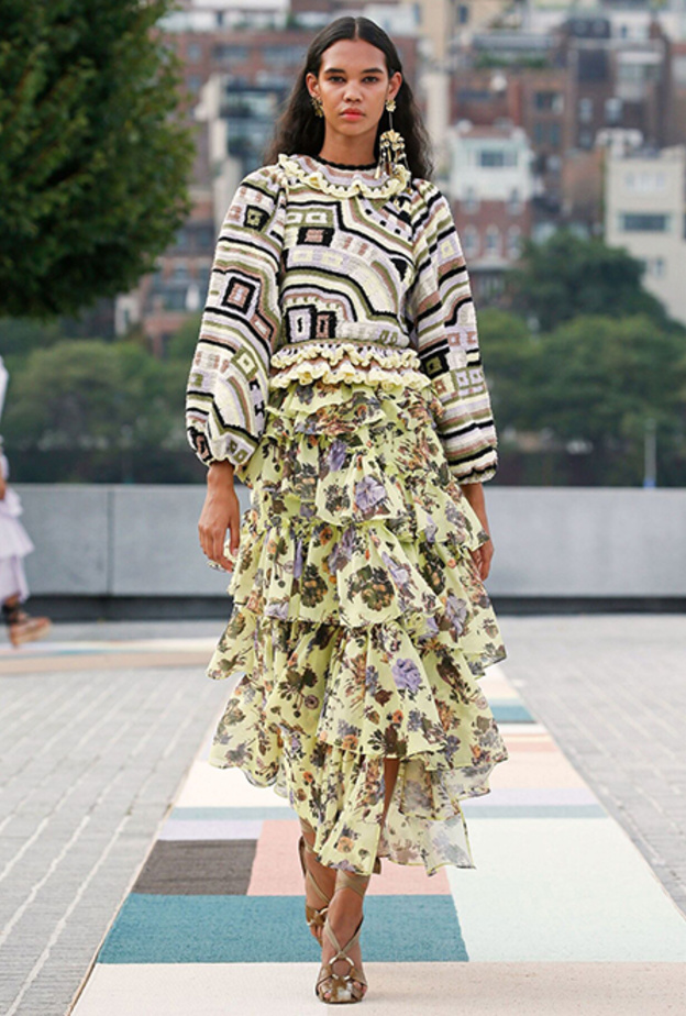 موديلات تنانير محتشمة للمحجبات مع النقشات من  وحي دار Ulla Johnson