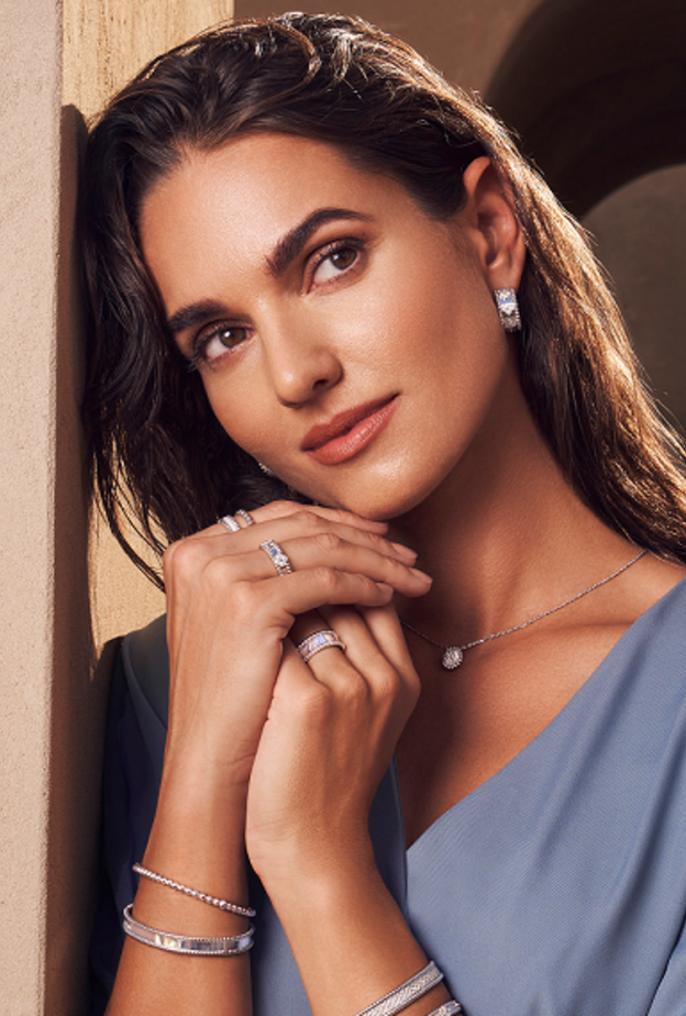 منطقة الشرق الأوسط هي المحطة الأولى جديد Perlée من Van Cleef & Arpels