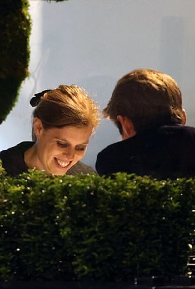 نادي club George ملتقى الشخصيات الشهيرة والثرية