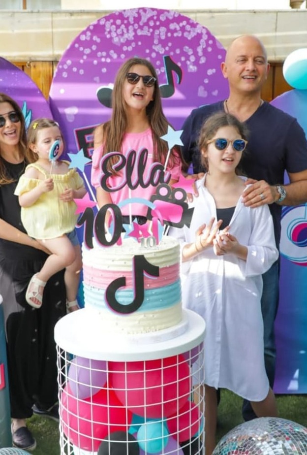 نانسي عجرم تحتفل بعيد ميلاد ابنتها ايلا وتوجه لها رسالة فائضة بالحب