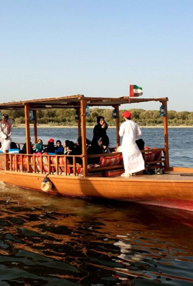 رحلة لؤلؤة أبوظبي.. تجربة سياحية بمذاق إماراتي أصيل