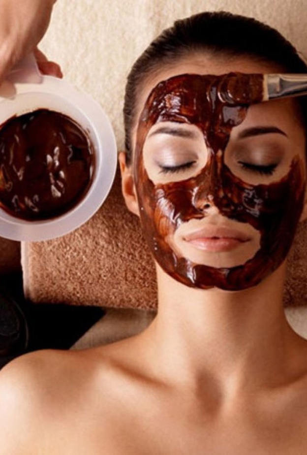  القرفة تعمل على مكافحة شيخوخة البشرة