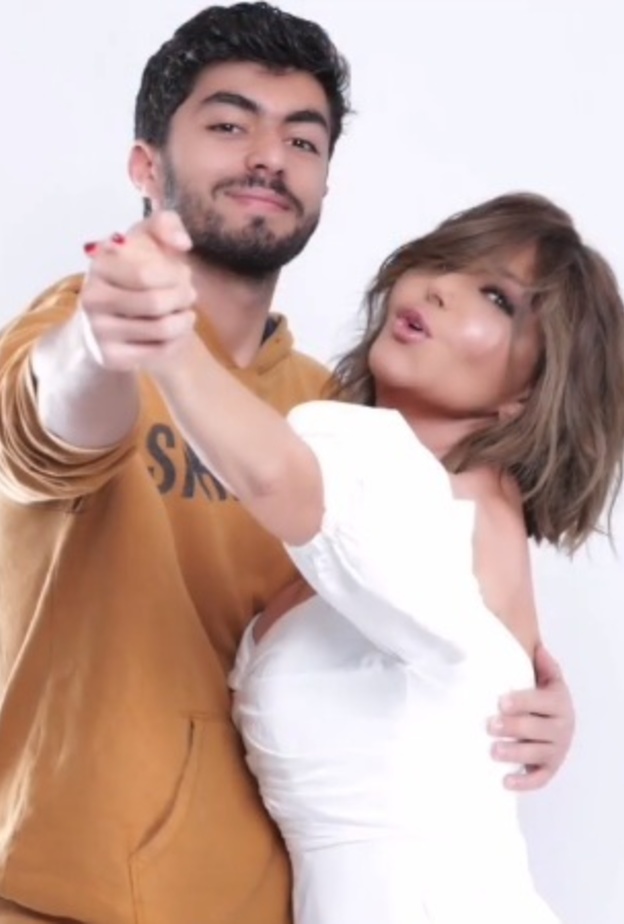 سميرة سعيد تحتفل بميلاد نجلها "شادي"